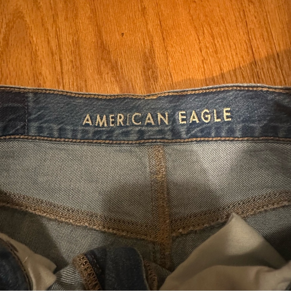 American Eagle 90s Boyfriend Shorts - Picture 5 of 7